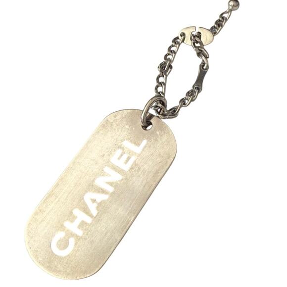 Vintage  CHANEL logo dog tag Key Chain*2004 Continuous Collection*Karl Lagerfeld - Picture 3 of 5